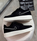 Tenis Air Force 1 - Preto Marfim
